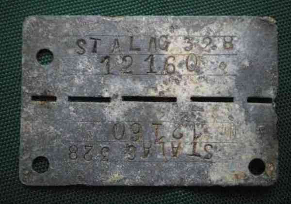 Ідентифікаційний жетон військовополоненого, знайдений на території колишнього табору для військовополонених.