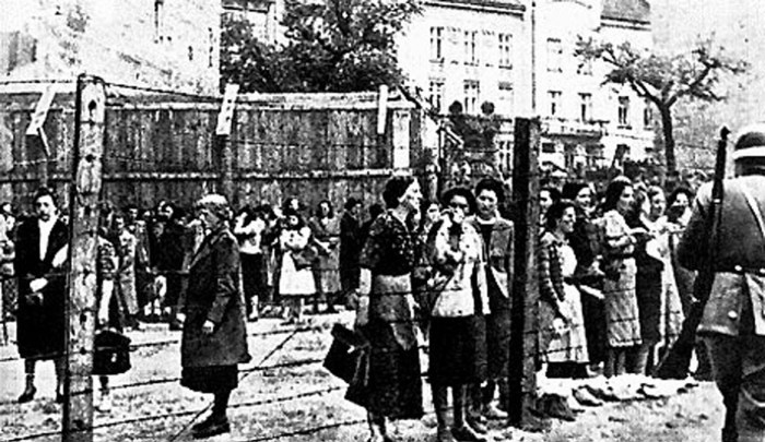 Львівське гетто, тут на фото весна 1942, але створено було кінці 1941
