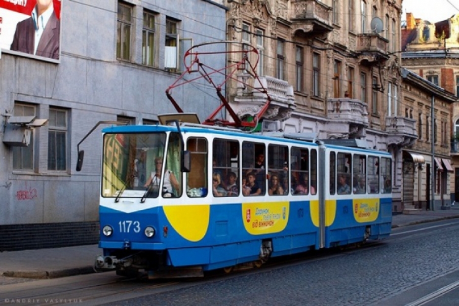 Трамвай подарований Вінницькою міськрадою на вулиці Львова. Фото: depo.vn.ua