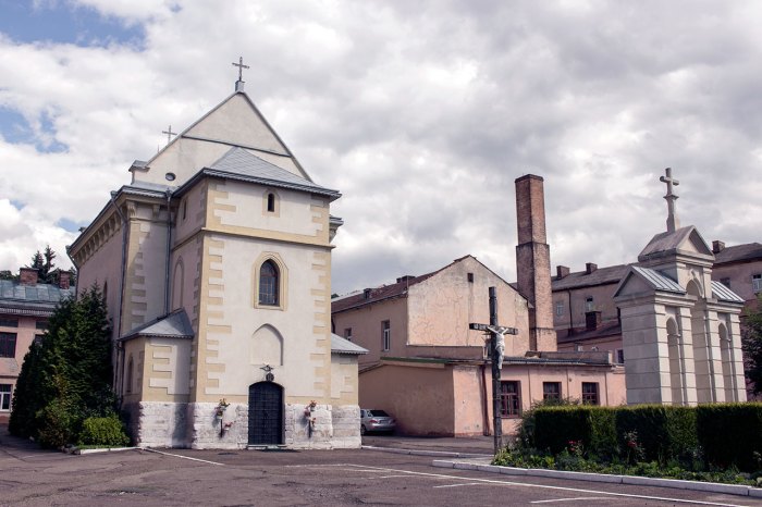 Вірменський монастир Св. Хреста, де розміщувалася Папська колегія до 1740-х рр.