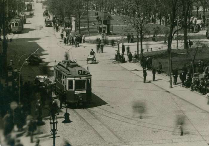 Вулиця Вали Гетьманські-Легіонів у Львові (нині пр-т Свободи), фото 1925 року