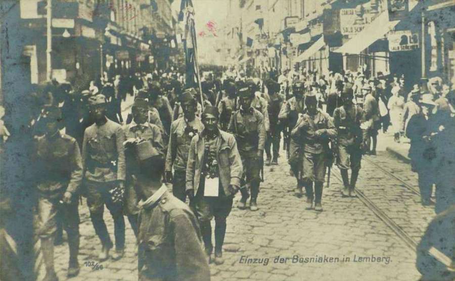 Боснійці у складі армії Бем – Ермолі на нин вул. Дорошенка, червень 1915 р.