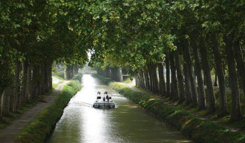 Лангедокський канал, Франція