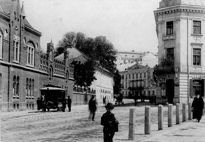 Кінний трамвай на пл. Митній, фото, кінець XIX ст.
