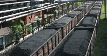 вугілля вивезення у вагонах в росію