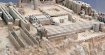 15. Руїни стародавньої цивілізації ASUS.