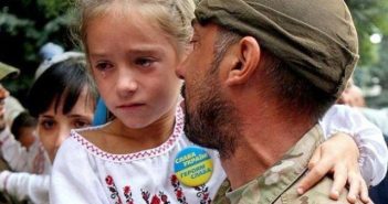 донька дочекалася тата з війни