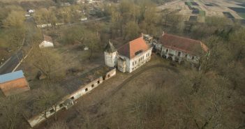 Поморянський замок