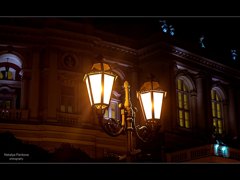 Нічні ліхтарі Одеси (фото Наталія Панкова)