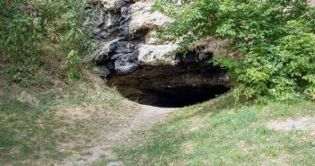 Медова Печера