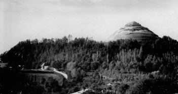 Високий замок. 1893