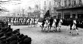 Радянська кавалерія на вулицях Львова. 1939 рік
