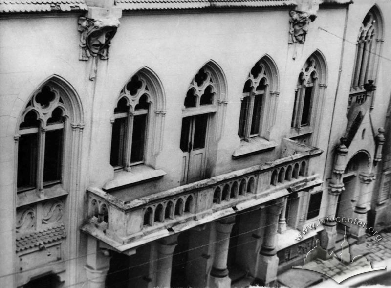 Фасад Будинку народної творчості, 1970-1975