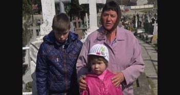 На Львівщині за смерть породіллі засудили лікарку… і вона пішла приймати пологи
