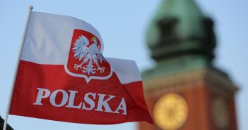 Польща офіційно підтвердила, що українці можуть їхати на роботу до цієї країни без візи.