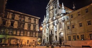 Гарнізонних храм апп. Петра і Павла (Костел Єзуїтів)