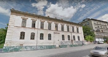 Колишній військкомат у Львові реконструюють під житловий комплекс