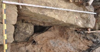 Під час розкопок у центрі Львова археологи знайшли фрагмент муру XV століття