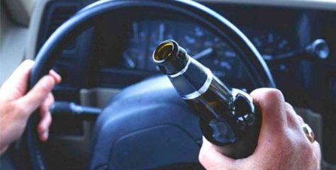 П’яна нічна ДТП у Львові: водій Toyota в’їхав в огорожу, загубив номер і заснув на парковці