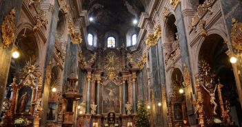 Гарнізонний храм святих апостолів Петра і Павла