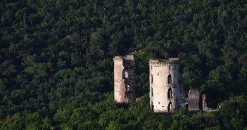 Руїни Червоногородського замку. Тернопільська область. 10 місце. Сергій Криниця