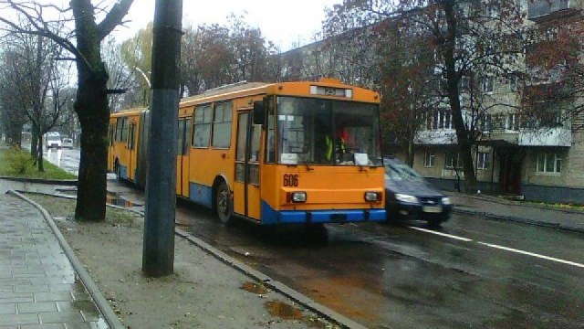 тролейбус №25