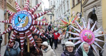 Хода звіздарів центром Львова