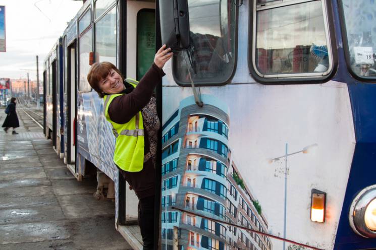 У Львові водієм трамвая працює відеоблогер Лідія Филипчук