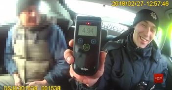 У Львові очевидці ДТП хотіли влаштувати самосуд над водієм із рекордним рівнем алкоголю в крові (відео)