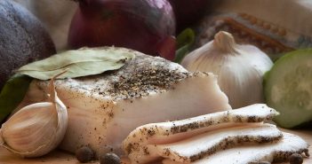 Сало у розсолі