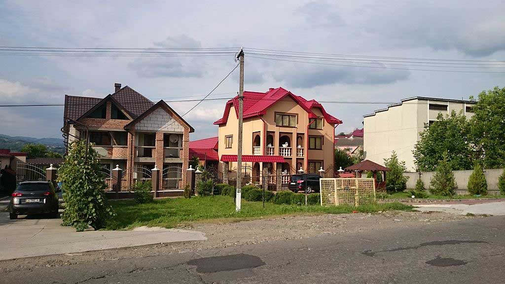 село Нижня Апша в Закарпатській області