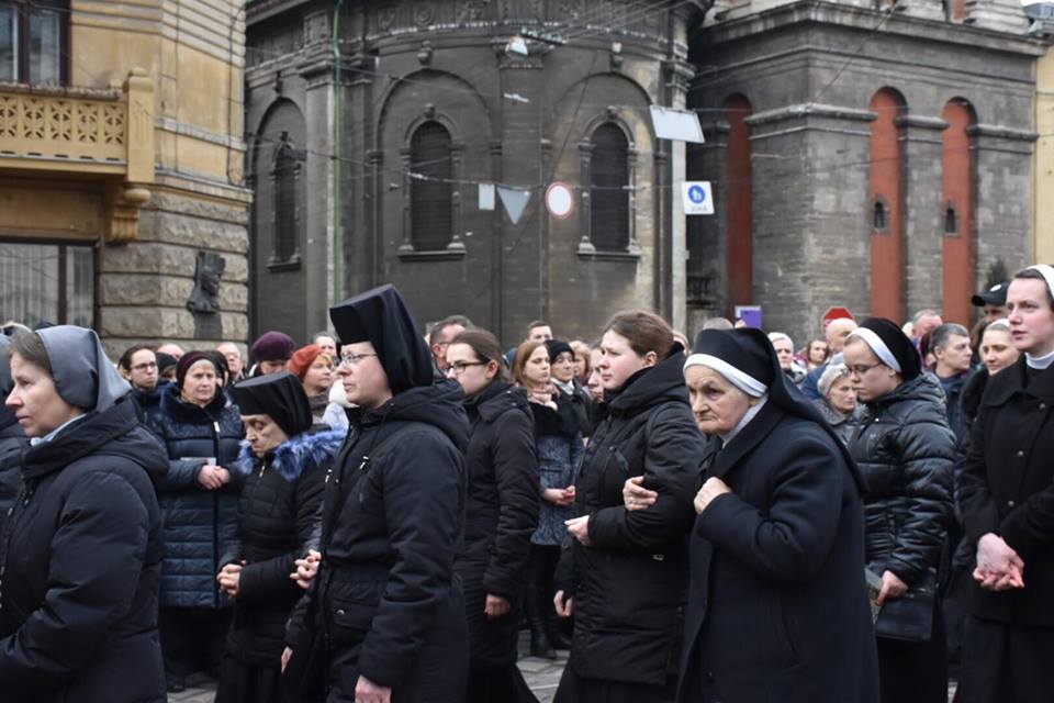 Вулицями Львова пройшла Хресна хода