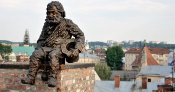  Гастрономічний бар «Дім легенд»