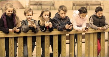 Діти і смартфони