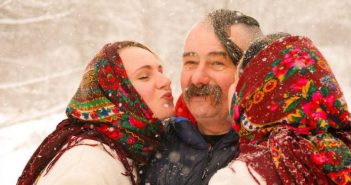 Фото: тут і далі народні гуляння в Мамаєвій Слободі