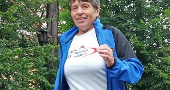 Лариса Лабарткава на трасі зимового ультрамарафону у Ліді (Білорусь). За 48 годин 69-річна жінка пробігла 212 км