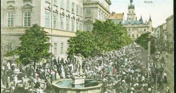 Торговиця на площі Ринок, початок ХХ ст.