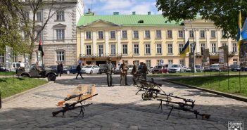 Біля ЛОДА відкрили виставку про дивізію СС «Галичина»