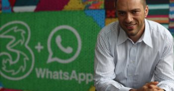 Як хлопець з українського містечка став мільярдером: історія успіху засновника WhatsApp