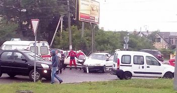 Львів'янин просить врятувати водія карети "швидкої" від "ганебного правосуддя"