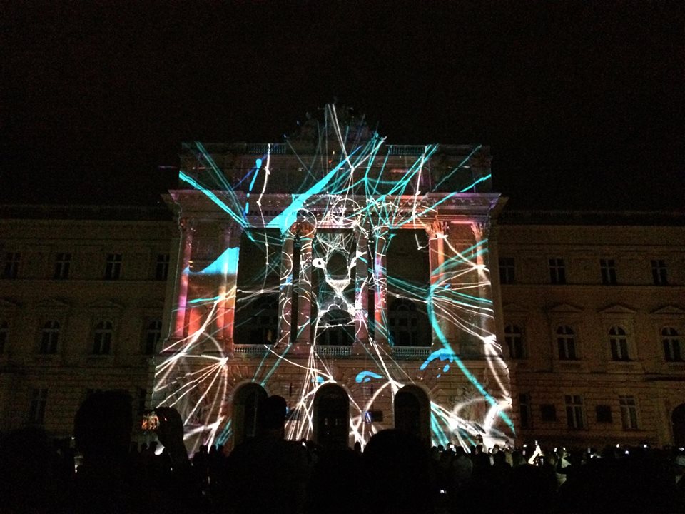 3D-шоу львівського колориту на фасаді будівлі Франкового університету