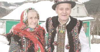 87-річна Анна і 91-річний Танасій Замореняки