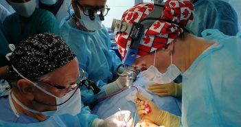 Канадські пластичні хірурги безкоштовно роблять операції учасникам бойових дій