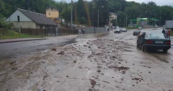 Чому знову «попливла» вулиця Стуса і хто за це відповідатиме
