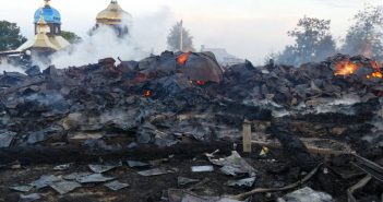 Найбільший дерев'яний храм Західної України вщент згорів вночі на Івано-Франківщині