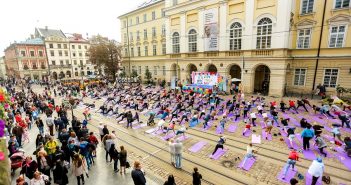Lviv Yoga Day, Йога флеш-моб 2