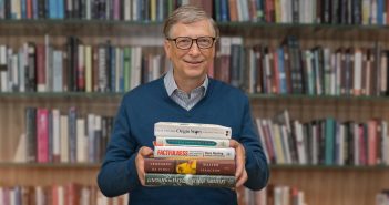 Білл Гейтс рекомендує прочитати – 5 книг на літо