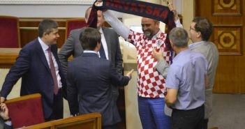 ФФУ компенсує Вукоєвичу штраф і пропонує посаду