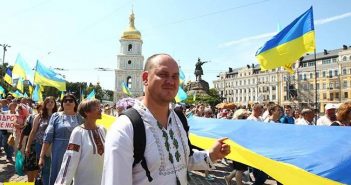 "Поклик душі і серця": учасники Хресного ходу за УПЦ КП поділилися емоціями