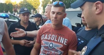 У центрі Львова група агресивних поляків побила українців, вимагаючи «українських курв»